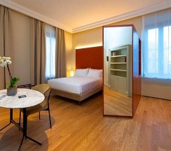 Номер Deluxe с балконом в Sentho Roma