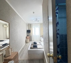 Трёхместный номер Standard с балконом в Ольга