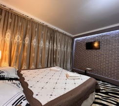 4-местный номер люкс в Home Hotel