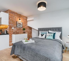 Студия с балконом в Barbakan Residence Old Town