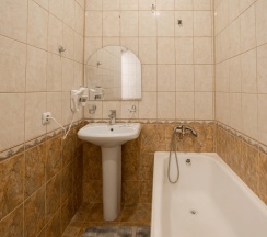 Номер стандарт с 1 двуспальной кроватью в Djump hotel