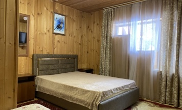 Трёхместный номер Superior с красивым видом из окна в Старый клен