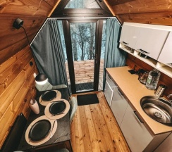 Дом на дереве Цветы сакуры в Вазуза Лав