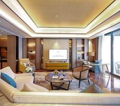 Люкс с видом на море в Xihu Resort Hotel
