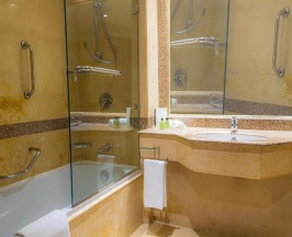Двухместный люкс c 1 комнатой (двуспальная кровать) в Отель InterContinental Cairo Citystars by IHG