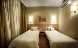 Кровать в 4-местном общем женском номере в Европа