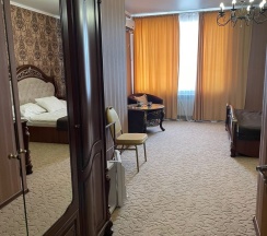 De LUXE в Lexx