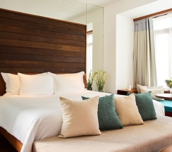 Люкс с балконом в Let's Sea Hua Hin Al Fresco Resort