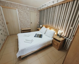 2х местный стандарт плюс с видом на бассейн  (номер на цокольном этаже) в Эргес