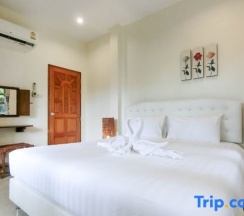 Двухместный люкс двуспальная кровать в Arthit-Thai Orchard & Resort