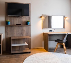 Номер полулюкс с 1 двуспальной кроватью в Laska hotel