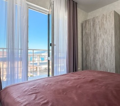 Дом 150кв.м. с 4 спальнями, кухней-гостиной и 3 санузлами, вмещает до 10 человек. в Villa Harizma