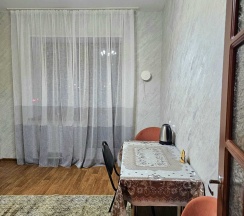 Квартира в Апартаменты на улица Строителей, 26