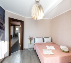 4 комнатный люкс с кухней и балконом в Venezia