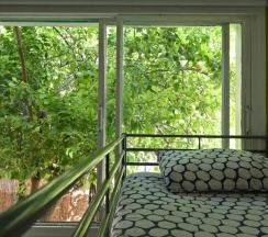 Кровать в общем номере (женский номер) в Lemongrass Hostel