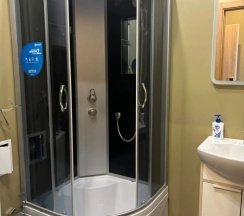 Двухместный номер Comfort с балконом 2 отдельные кровати в 28/29