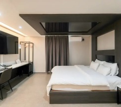Номер Deluxe в Hwaseong Stay13 Hotel