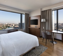 Двухкомнатный Полулюкс в Krasnodar Marriott Hotel