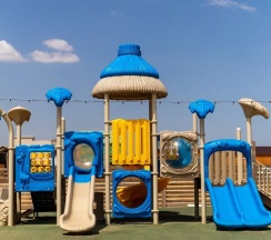 Первая береговая линия в Venerdi Villas