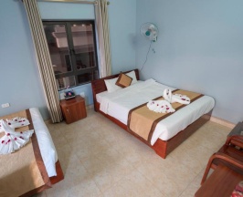 Четырёхместный номер Superior с балконом в Ha Long Bay Fancy Hostel