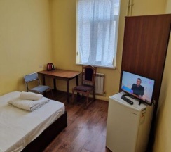 Двухместный номер Standard с красивым видом из окна двуспальная кровать в Гостевой дом на Цюрупы