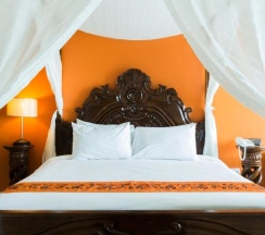 Четырёхместный номер Royal в Royal Phala Cliff Beach Resort and Spa
