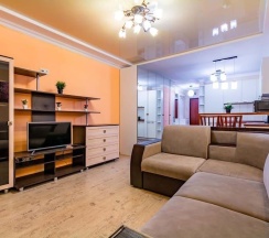 1-комнатные апартаменты студия с двуспальным диваном в DreamHouse
