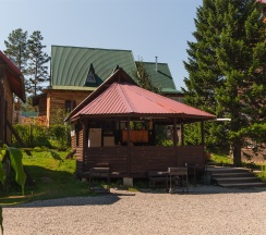 Отдельно стоящий летний домик в УДачный