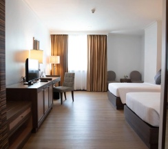Двухместный номер Premier North Tower 2 отдельные кровати в The Berkeley Hotel Pratunam