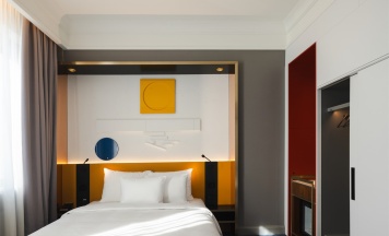 Премиум Кинг для маломобильных гостей в Maidens Hotel Moscow