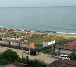 Коттедж с балконом в Ривьера