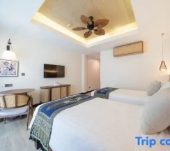 Двухместный номер Deluxe с видом на бассейн 2 отдельные кровати в Howard Johnson by Wyndham Phuket Naiyang