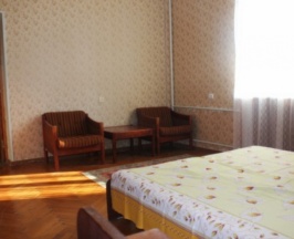 Двухместный люкс в 9-этажном корпусе с 2 комнатами двуспальная кровать в Колхида