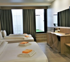 4-местный номер полулюкс с патио в Браво