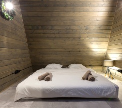 A-Frame № 8 (оснащение дома, стоимость купели и бани см. Подробнее) в Les holidays