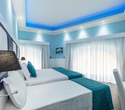 Трёхместный номер Luxury в THE ONE Boutique Hotel & SPA Rome