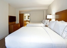 Двухместный люкс 2 отдельные кровати в Holiday Inn Express & Suites Austin Downtown - University, an IHG Hotel