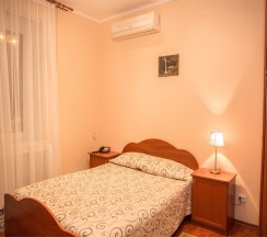 «Стандартный» (одна двухспальная кровать) в Вип-Хаус