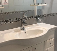 Номер улучшенный с 1 двуспальной кроватью в Гостиница