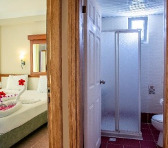 Номер Standard с балконом в Club Big Blue Suit Hotel