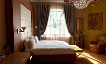 HERMES в Malakhovka Palace