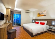 Номер Deluxe в Livotel Hotel Hua Mak Bangkok