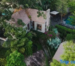 Двухместный номер Tropical (2 отдельные кровати) в M Village Phu Quoc