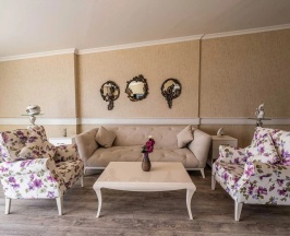 Двухместный люкс Honeymoon двуспальная кровать в Green Nature Diamond Hotel