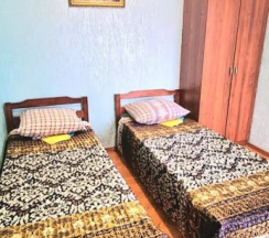 Двухместный номер Standard с балконом (2 отдельные кровати) в Жемчуг village