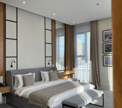 Двухместный полулюкс с красивым видом из окна двуспальная кровать в Neos Hotel