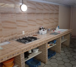 Семейный с 2 спальнями кухней и балконом/террасой в Лакшми