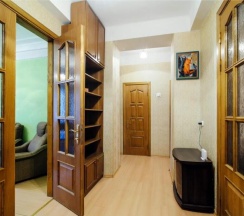 Апартаменты Economy с 3 комнатами с балконом в Гостевой дом на Кирова 3