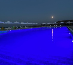 2-местный 1-комнатный номер люкс улучшенный в Ника