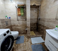 2-х уровневые апартаменты ( Альпийская Горка, Переселенческая, д.12) в Альпийская горка VIP
